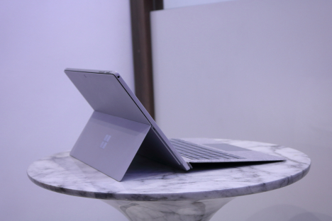 Surface Pro 6 ( i5/8GB/128GB ) + Type Cover 3